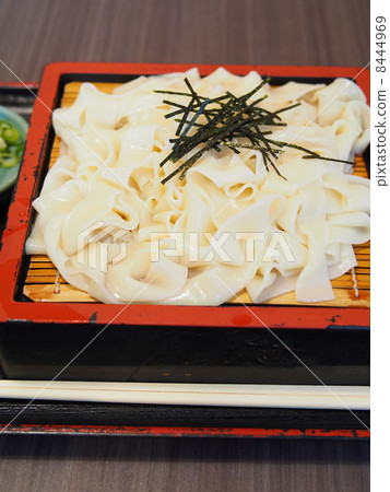 Nagoya specialty "Kishimen" 8444969