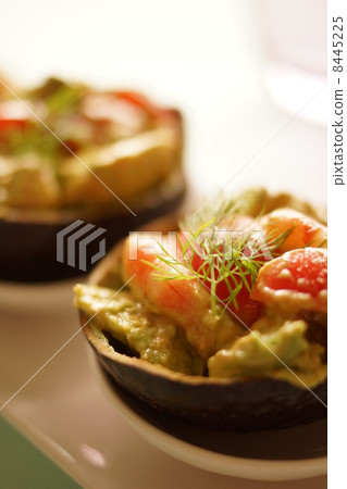 蝦和鱷梨雞尾酒沙拉 8445225