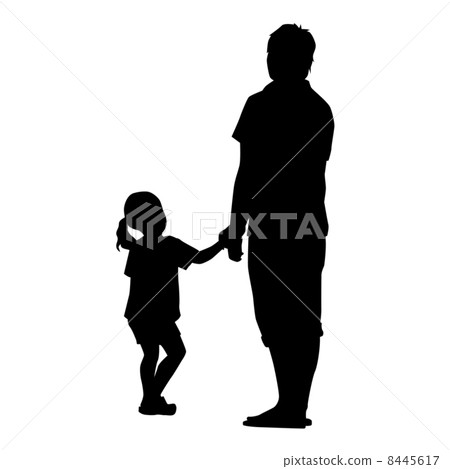 A daughter and a father who knock on the ground 8445617