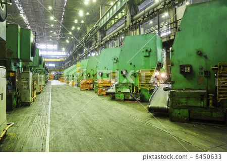 TOGLIATTI - SEPTEMBER 30: Workshop at Avtovaz factory on Septemb TOGLIATTI - SEPTEMBER 30: Workshop at Avtovaz factory on Septemb 8450633