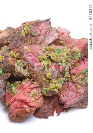 牛排配美味的莎莎醬 8450895