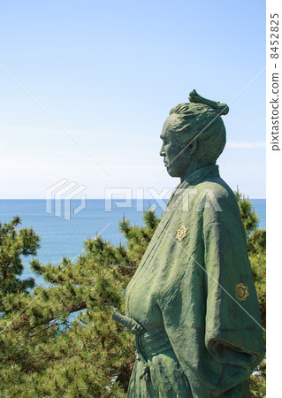 Statue of Ryoma Sakamoto 8452825