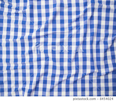 blue and white linen tablecloth 8454024