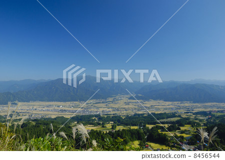 來自十日町天文台的越後Miyama的風景 來自十日町天文台的越後Miyama的風景 8456544