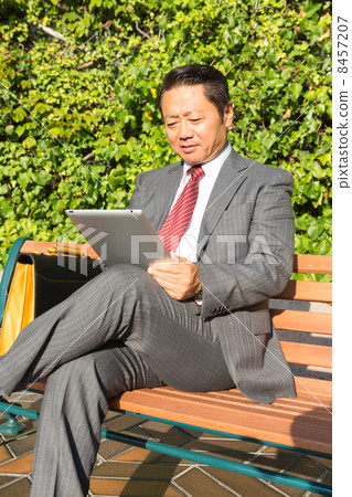 Working businessman 8457207