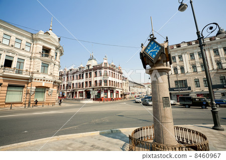 VLADIVOSTOK - APRIL 28 : Svetlanskaya street view, on april 28, 2013, Vladivostok. Russia. 8460967
