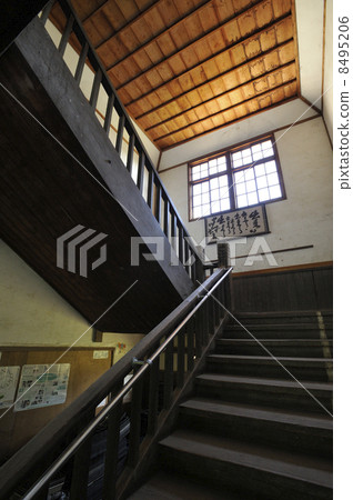 The stairs 8495206