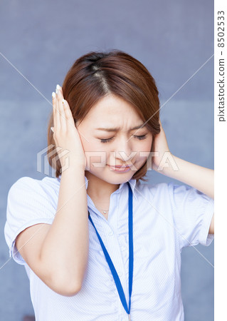 Terrifying young business woman 8502533