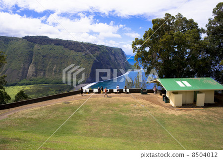 Waipio valley observation deck of Hawaii island 8504012