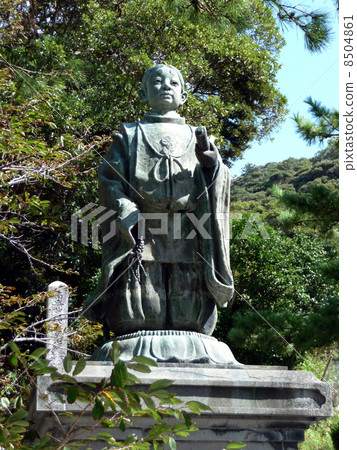 Awa Kominato的出生地Nichiren Kamon女子雕像（2013.10） 8504861