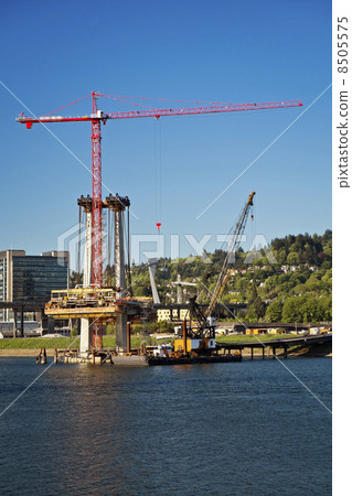 Construction by the Willamette River 8505575