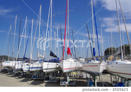 與Hayama Marina和遊艇景觀 與Hayama Marina和遊艇景觀 8505623