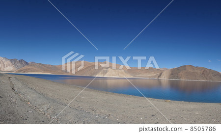 [India] Pangonzo (Lake Pangon) 8505786