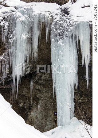 Torroki Waterfall (Vertical) Torroki Waterfall (Vertical) 8508242