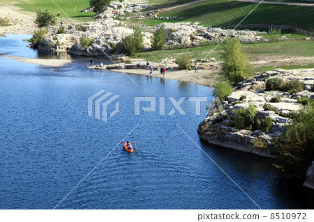 The waterside of the Gardone River of Pont du Gard The waterside of the Gardone River of Pont du Gard 8510972