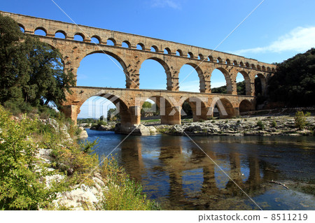 世界遺產Pont du Girl的渡槽 8511219