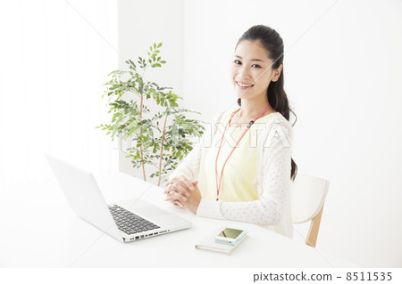Office ladies Office ladies 8511535