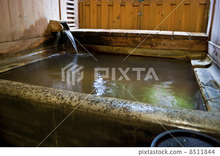 Hot spring Hot spring 8511844