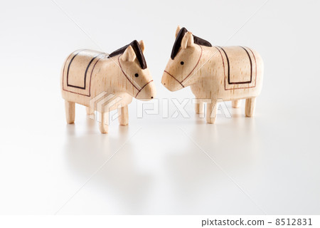 下午的新年材料(白背) 下午的新年材料(白背) 8512831