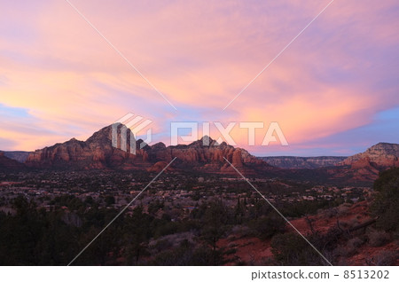 塞多納的黃昏 8513202