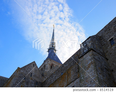 聖米歇爾山的尖頂 8514519