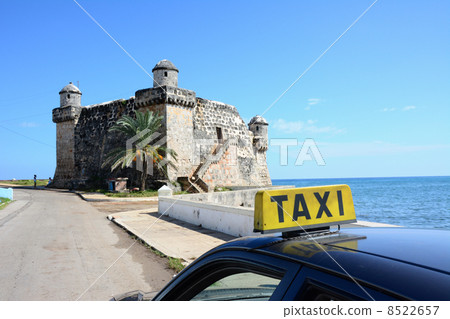 老人和大海 老人和大海 8522657