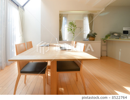 Dining Dining 8522764