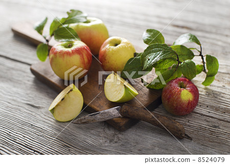 Apples Apples 8524079