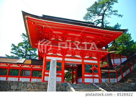 Hinomisaki神社的“Hanmon門”(島根縣出雲市Hidemi Oishi-shi) Hinomisaki神社的“Hanmon門”(島根縣出雲市Hidemi Oishi-shi) 8526922