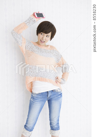 young woman      8558230