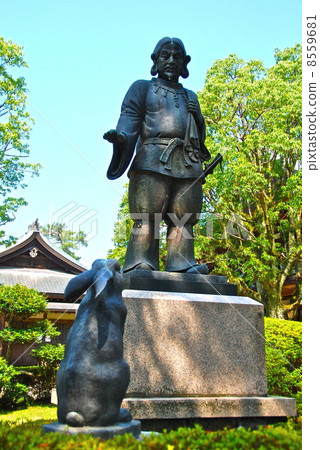 Statues of Okuninushi and rabbits (Izumo Taisha / Izumo City Shimosa Town, Shimane prefecture) 8559681