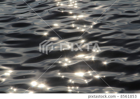 波浪光芒 8561853