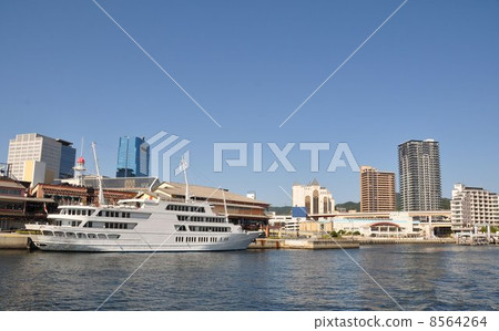 Autumn Kobe Port 8564264