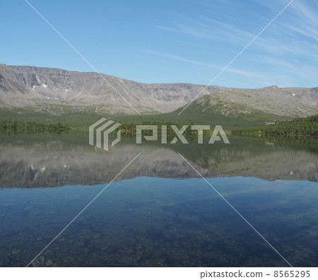 Lake in the mountains 8565295