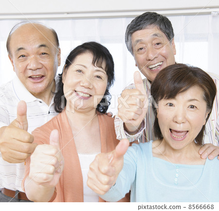 一位大四學生 一位大四學生 8566668