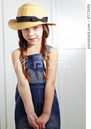 Little Fashion Girl Little Fashion Girl 8571688