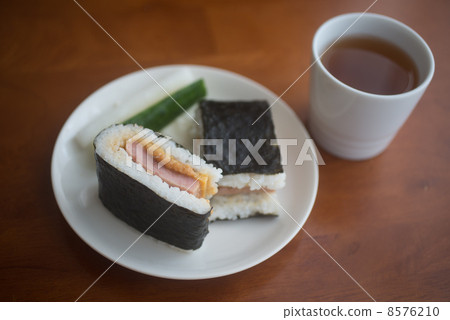 沖繩豬肉蛋雞蛋飯糰 8576210