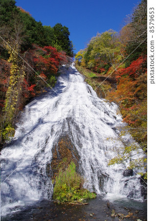 Oku-Nikko Autumn Falls Oku-Nikko Autumn Falls 8579653