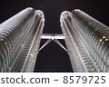 Petronas Twin Towers (night view) 8579725