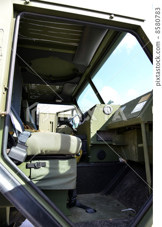 US military vehicle 8580783