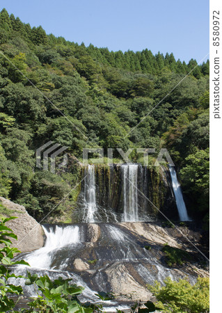 Ryumon Falls 8580972
