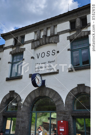 卑爾根特快沃斯站 8582658