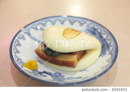 長崎特產“Honnebo Manju” 8583853
