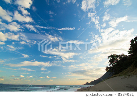 秋天的天空 秋天的天空 8584081