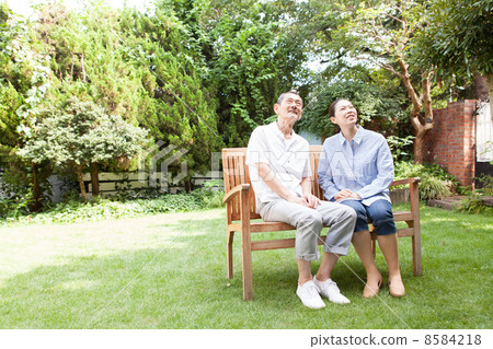 一對已婚夫婦 一對已婚夫婦 8584218