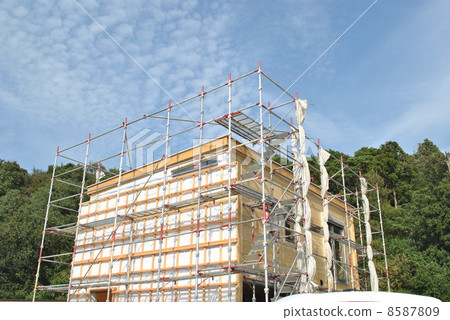 A detached house under construction A detached house under construction 8587809