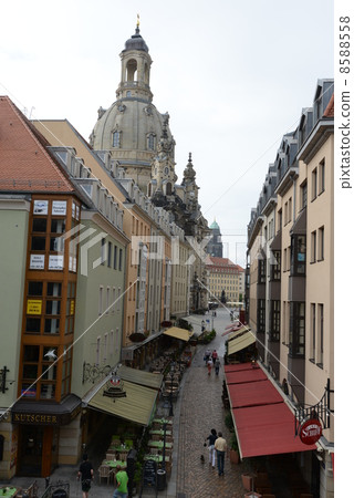 德累斯頓老城區的Frauenkirche教堂的視圖 8588558