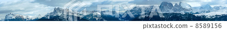 Beautiful winter mountain panorama 8589156