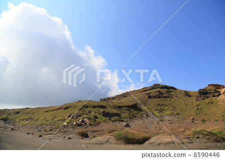 在Aso Senriegahama的沙子 8590446