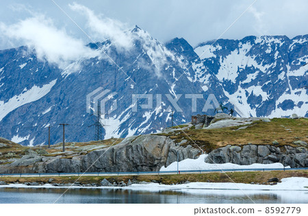 Alps mountain lake 8592779